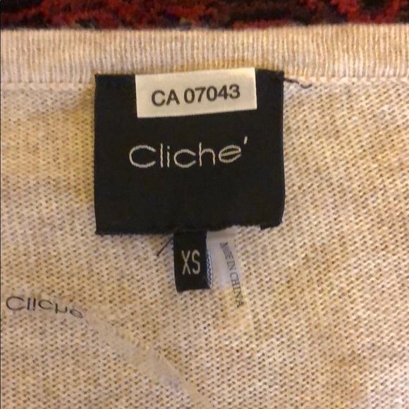 Cliche Tan Brown Sweater with gold beaded star - Picture 5 of 6